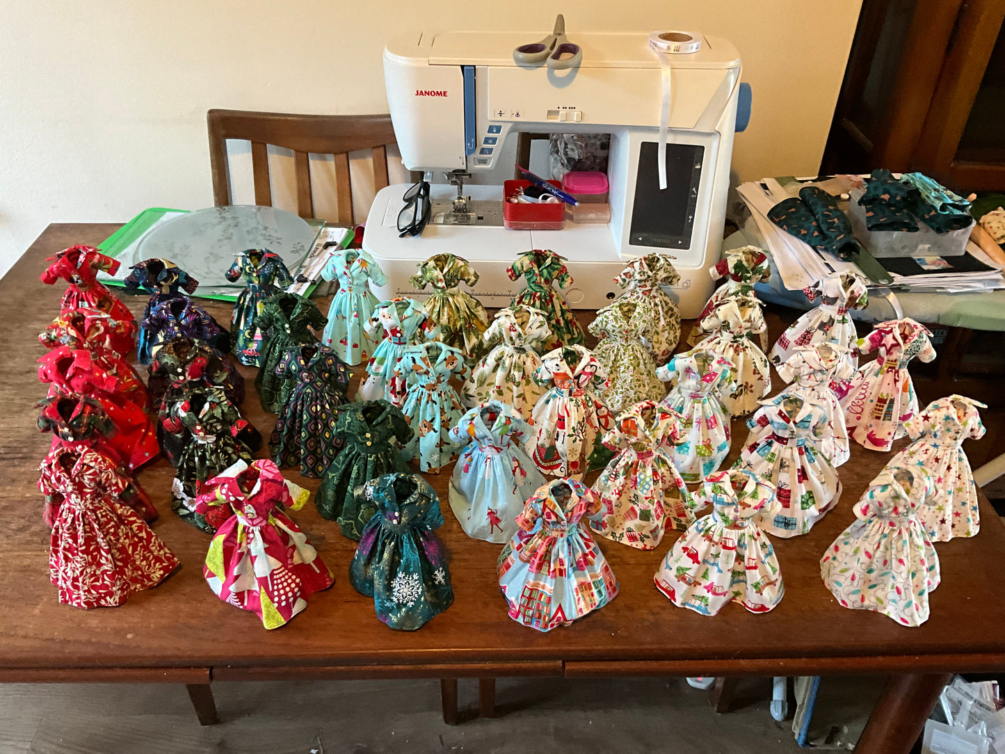 Xmas 50s shirt waist style dress