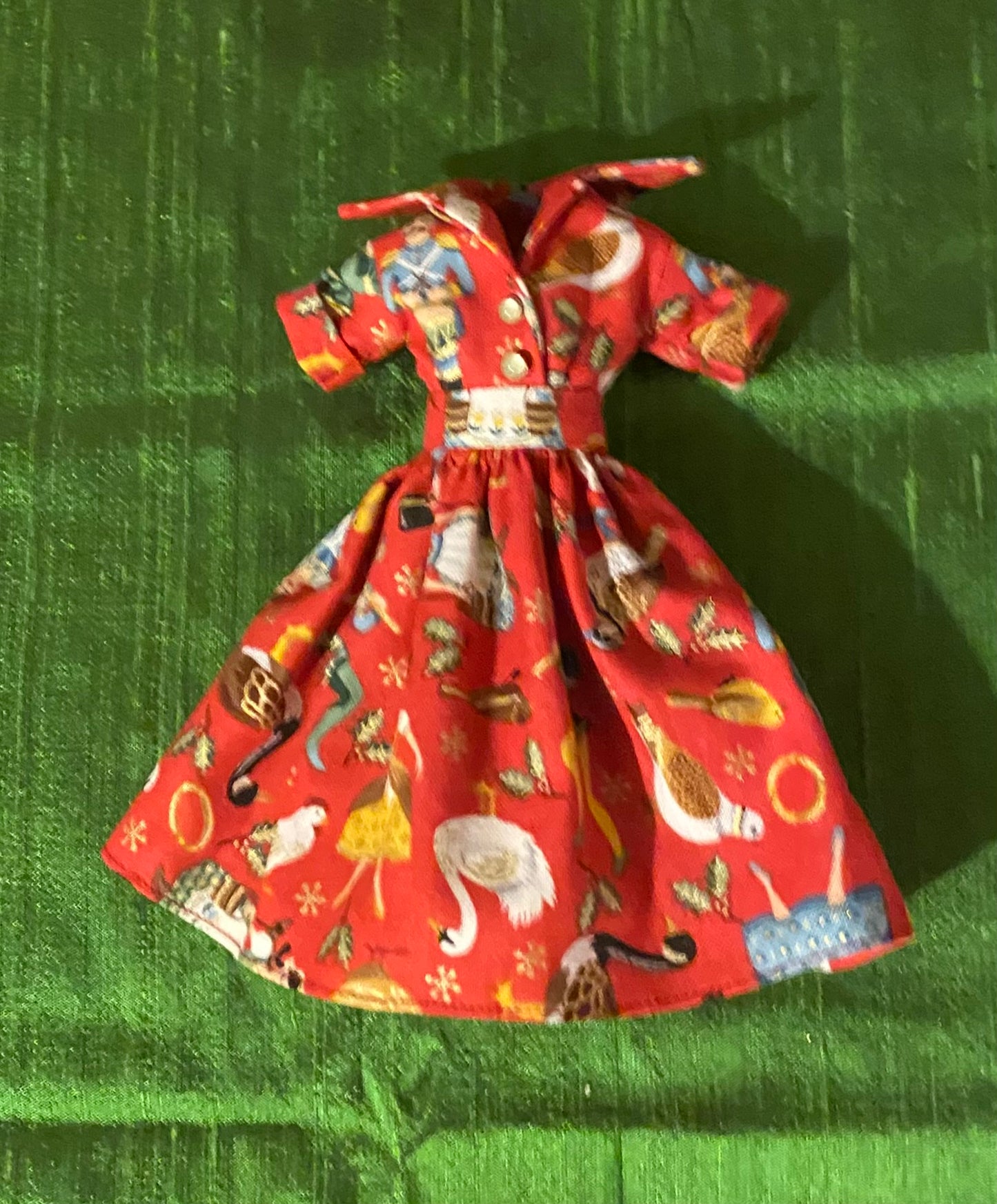Xmas 50s shirt waist style dress