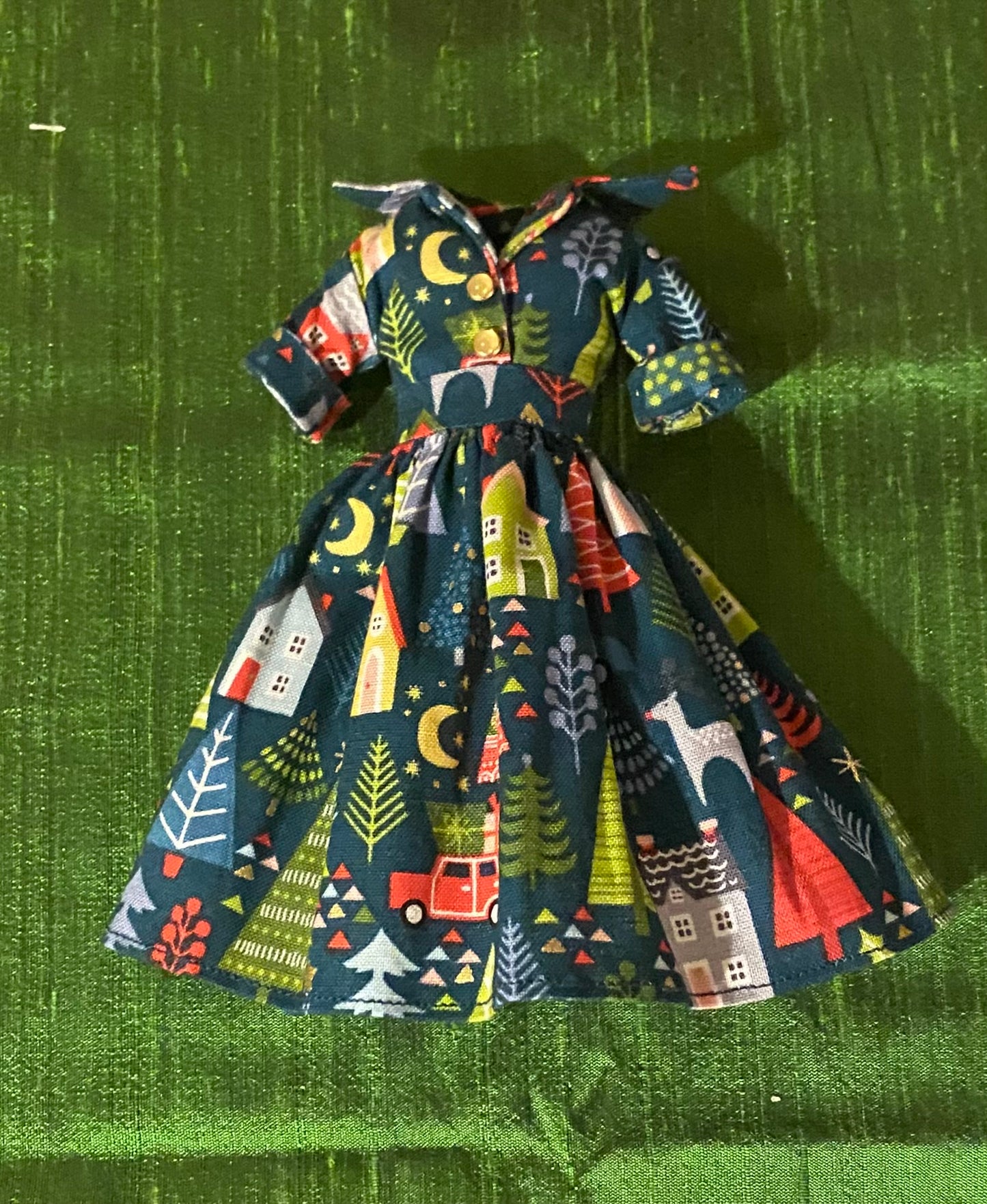 Xmas 50s shirt waist style dress