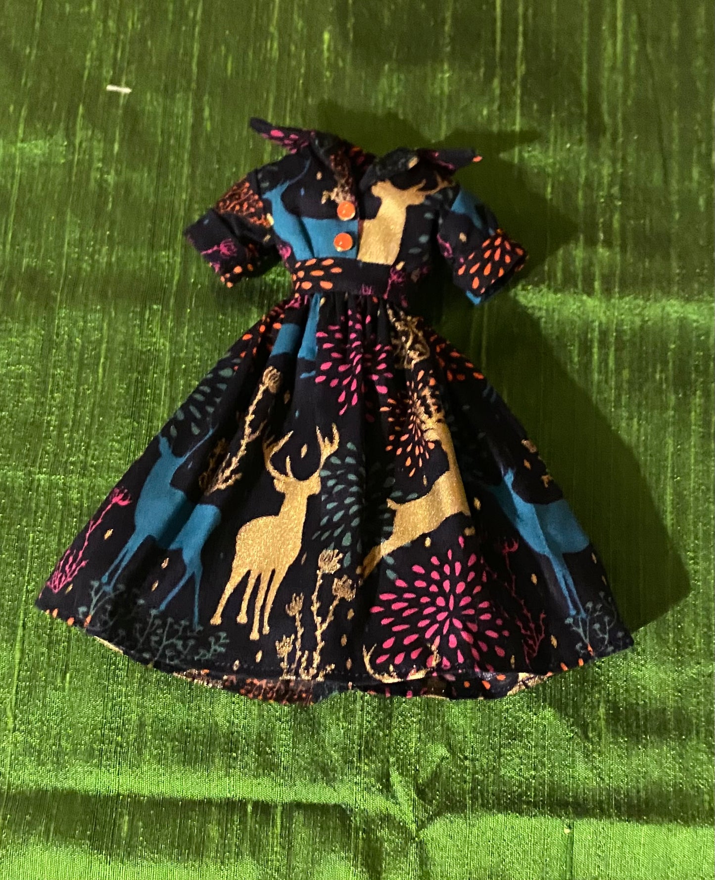 Xmas 50s shirt waist style dress