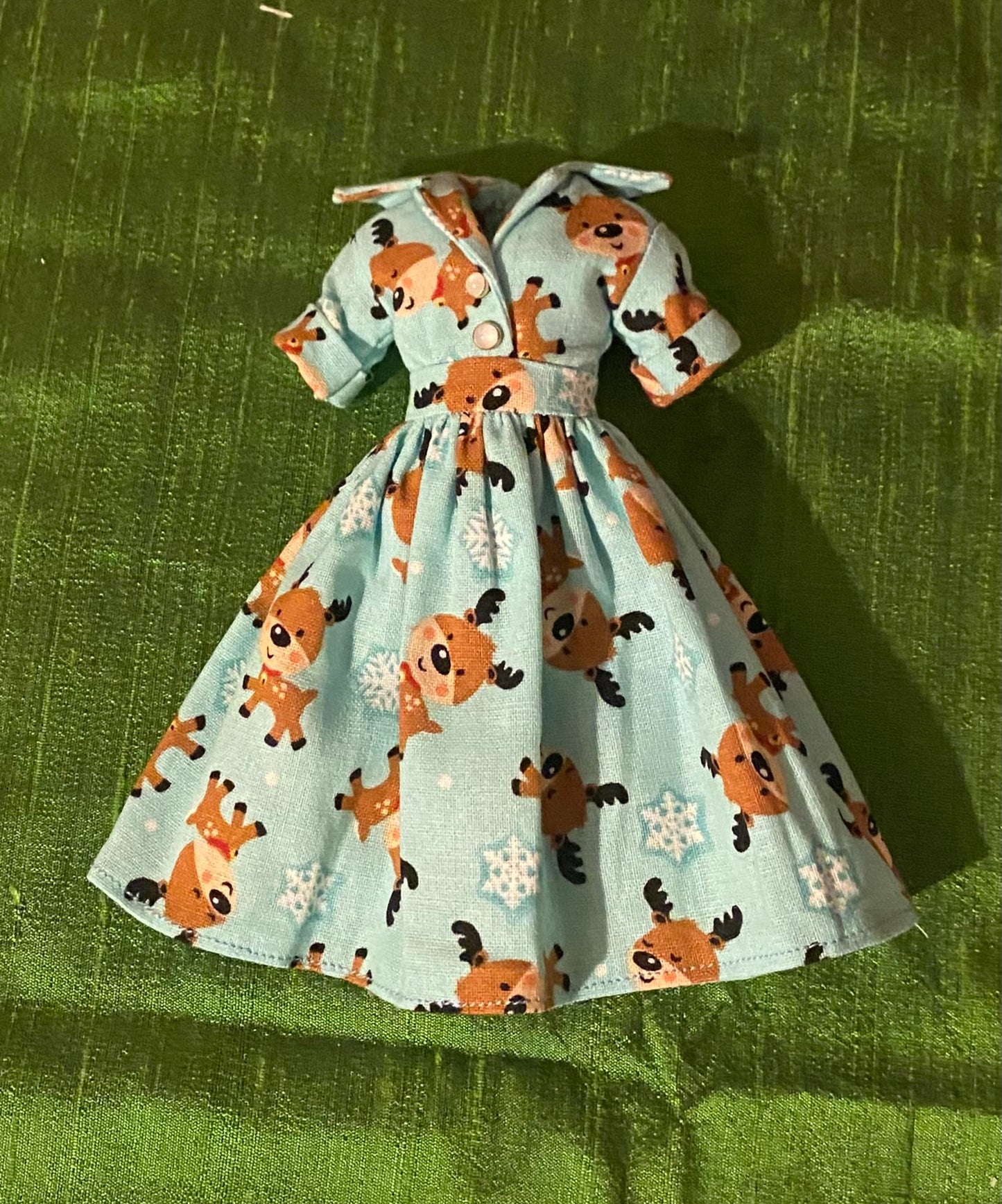 Xmas 50s shirt waist style dress