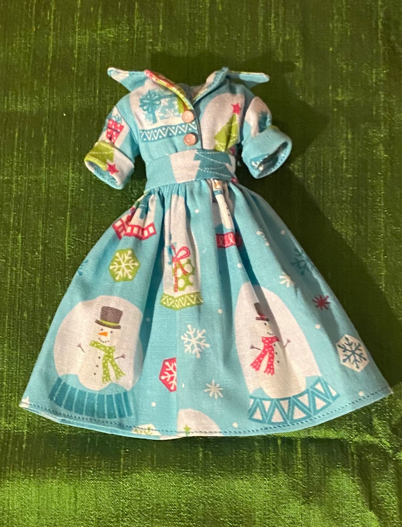 Xmas 50s shirt waist style dress