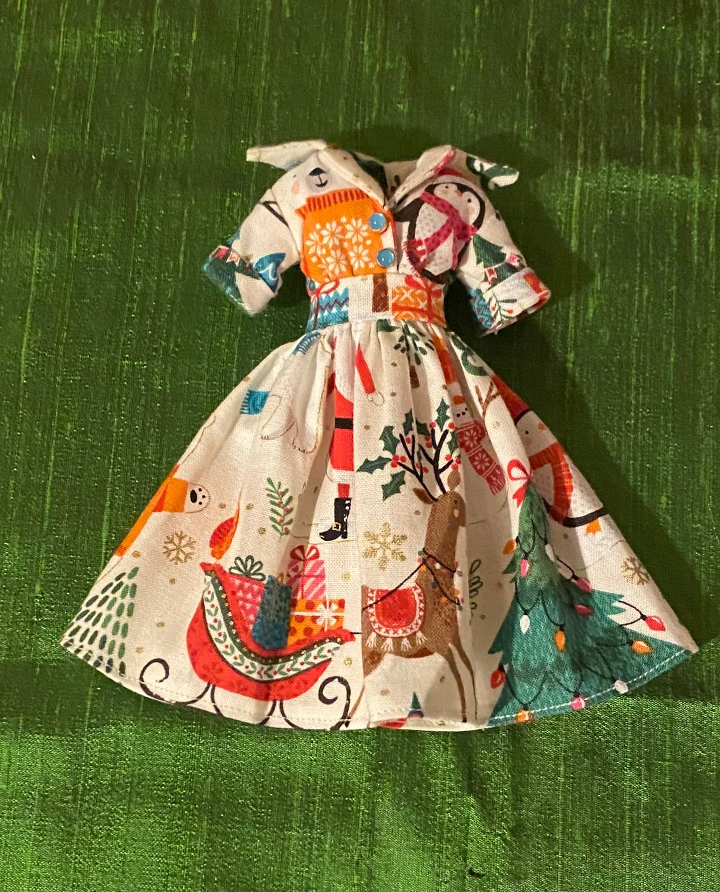 Xmas 50s shirt waist style dress